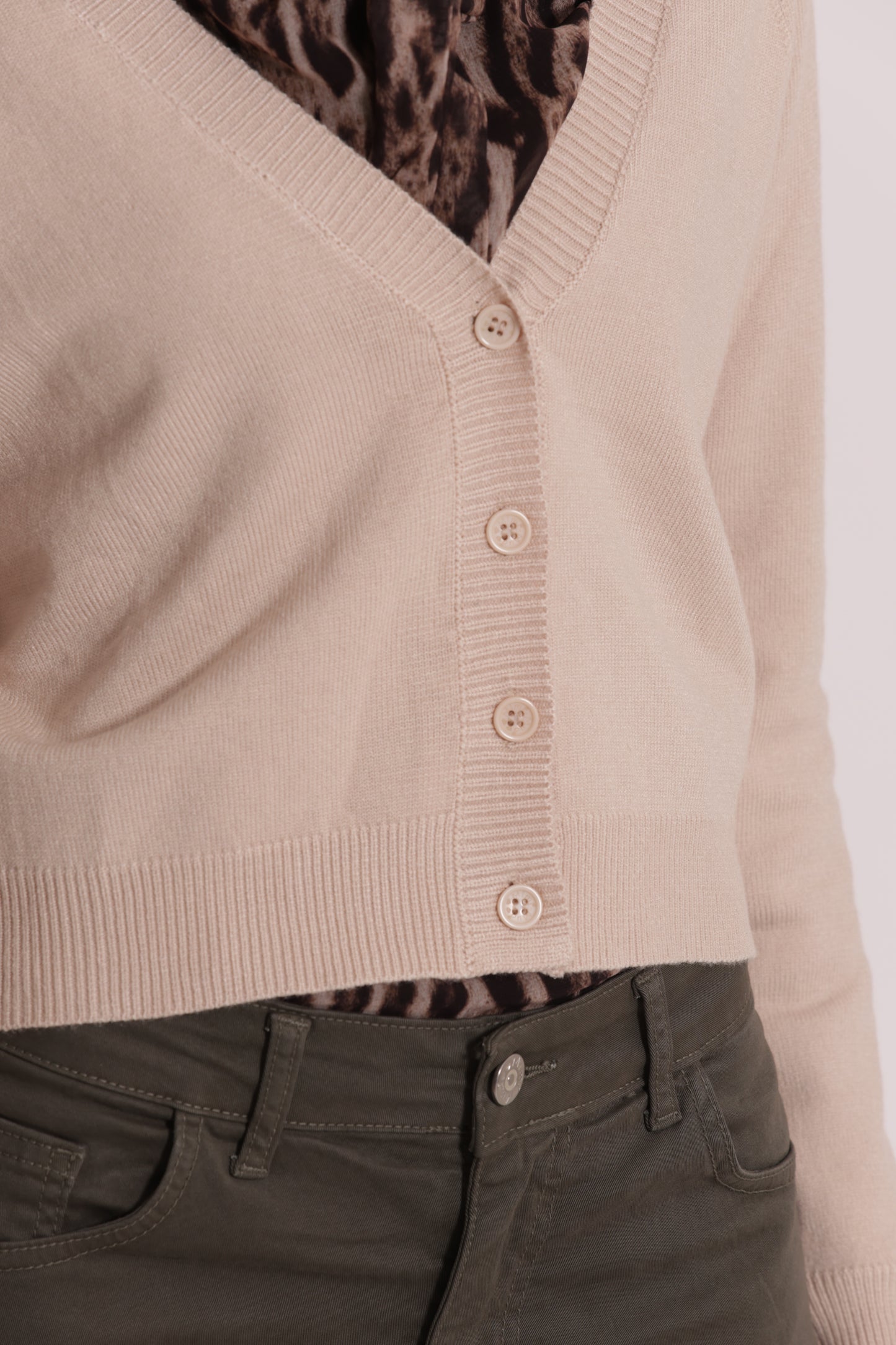 MAGLIA CARDIGAN CON BOTTONI GIOIELLO