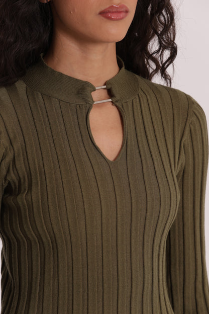 MAGLIA SCOLLO A GOCCIA CON ACCESSORIO METALLICO