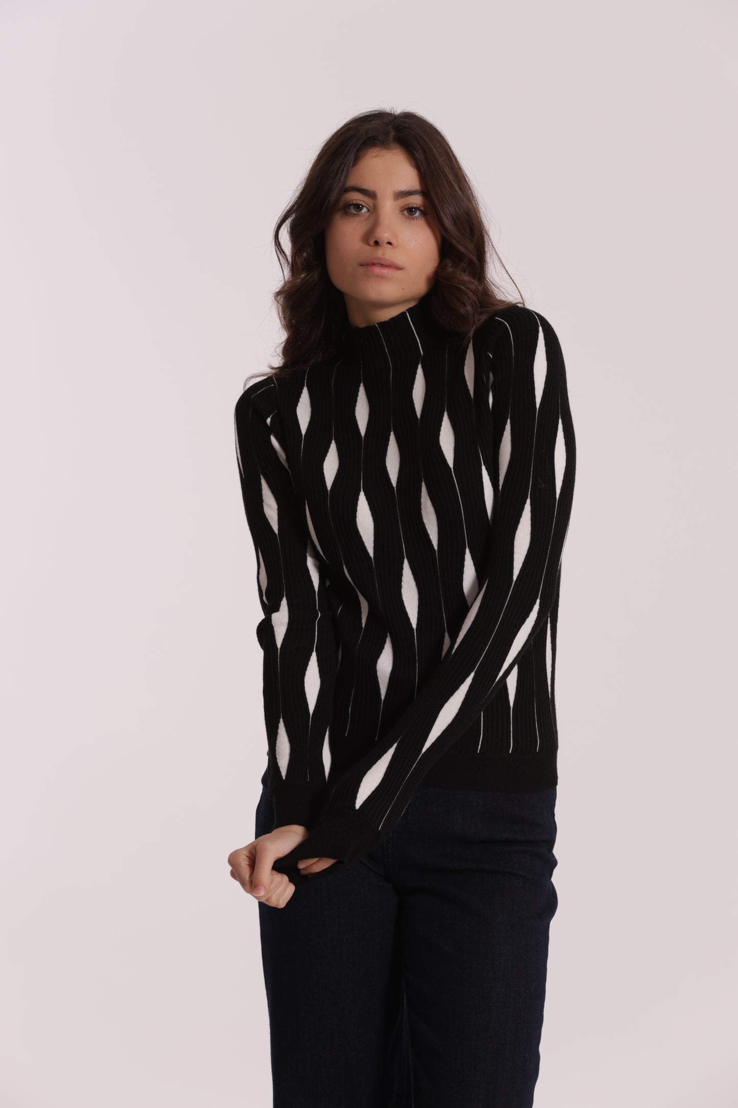 MAGLIA BICOLOR CON FANTASIA ROMBI