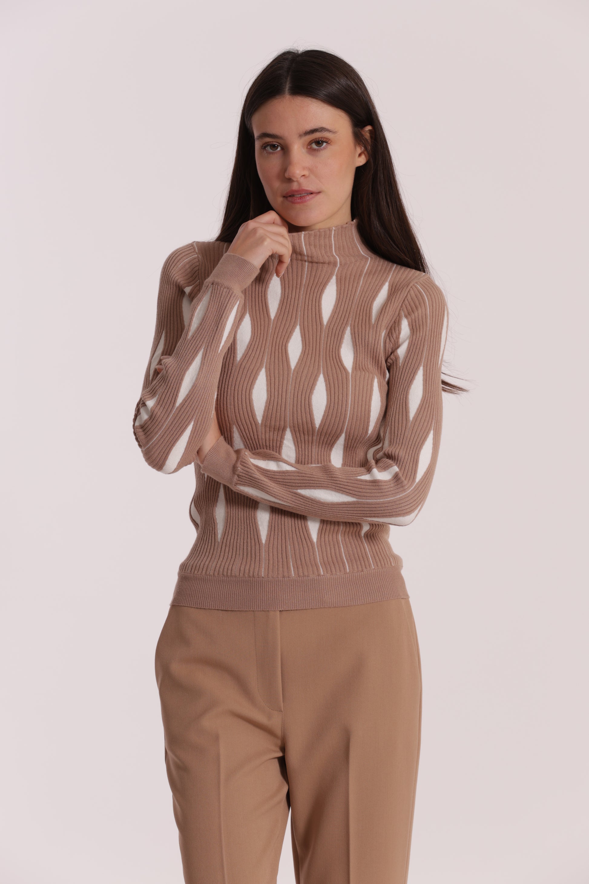 MAGLIA BICOLOR CON FANTASIA ROMBI