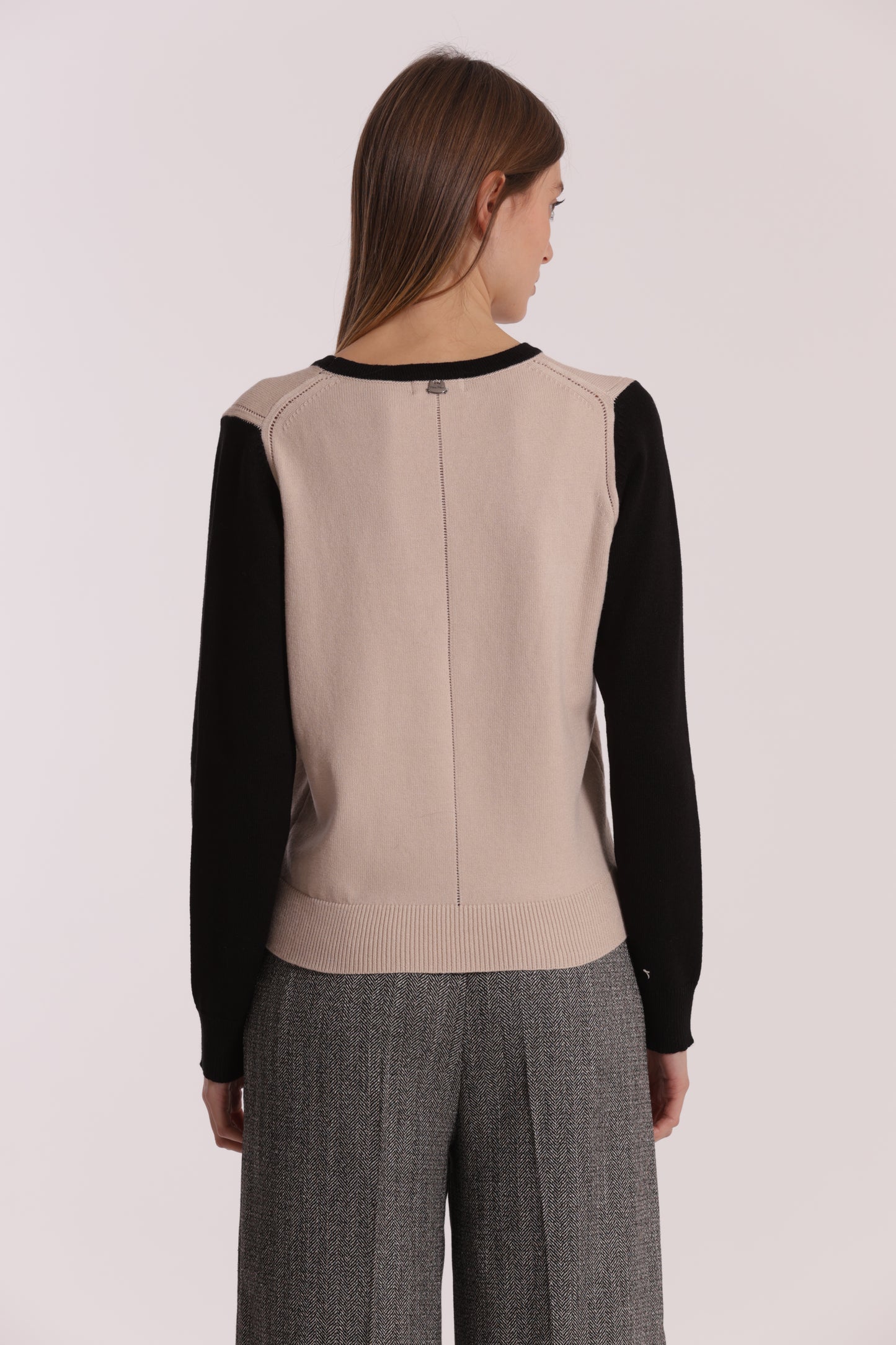 MAGLIA BICOLOR SCOLLO TONDO