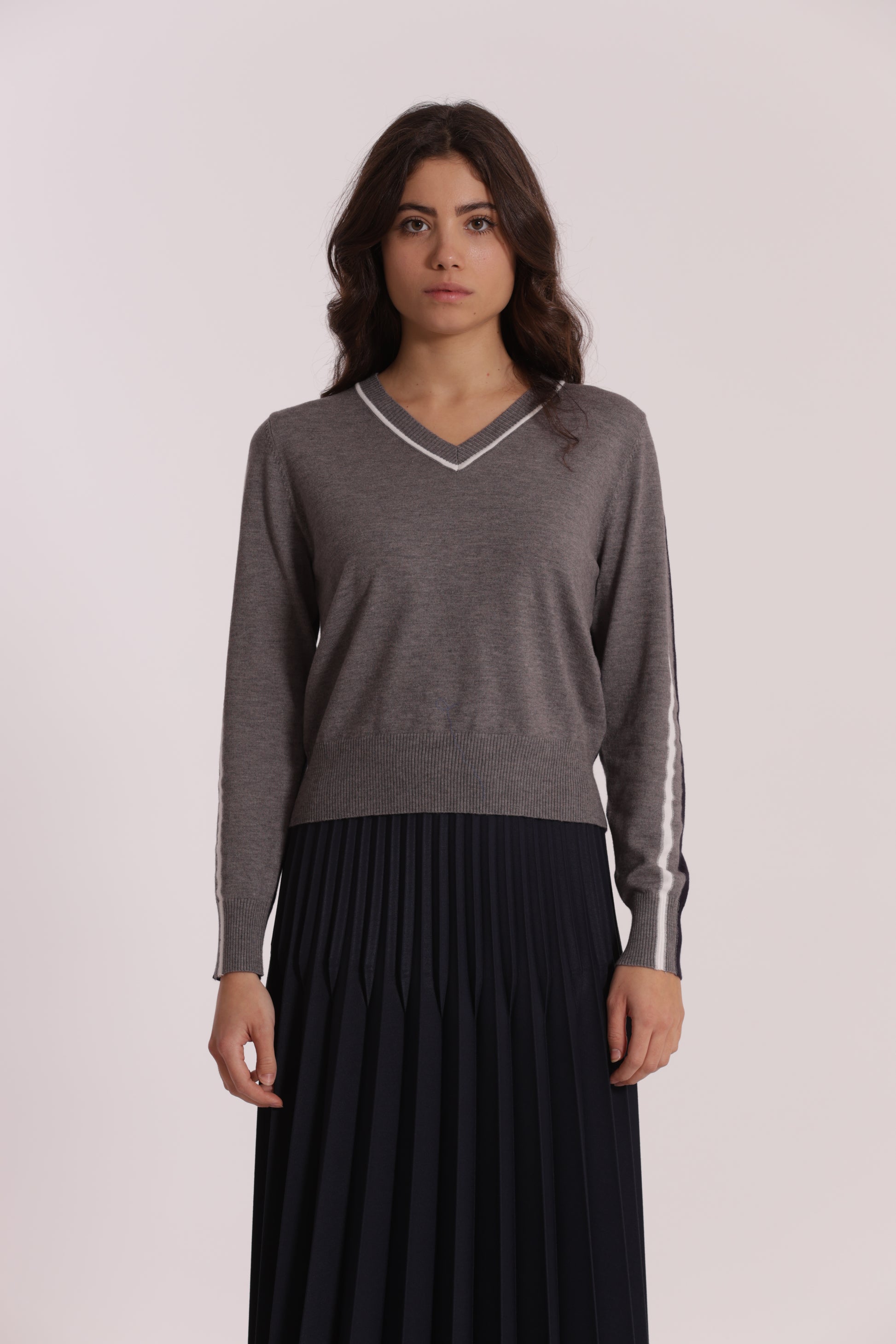 MAGLIA TRICOLOR SCOLLO A V