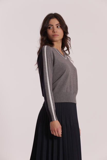 MAGLIA TRICOLOR SCOLLO A V
