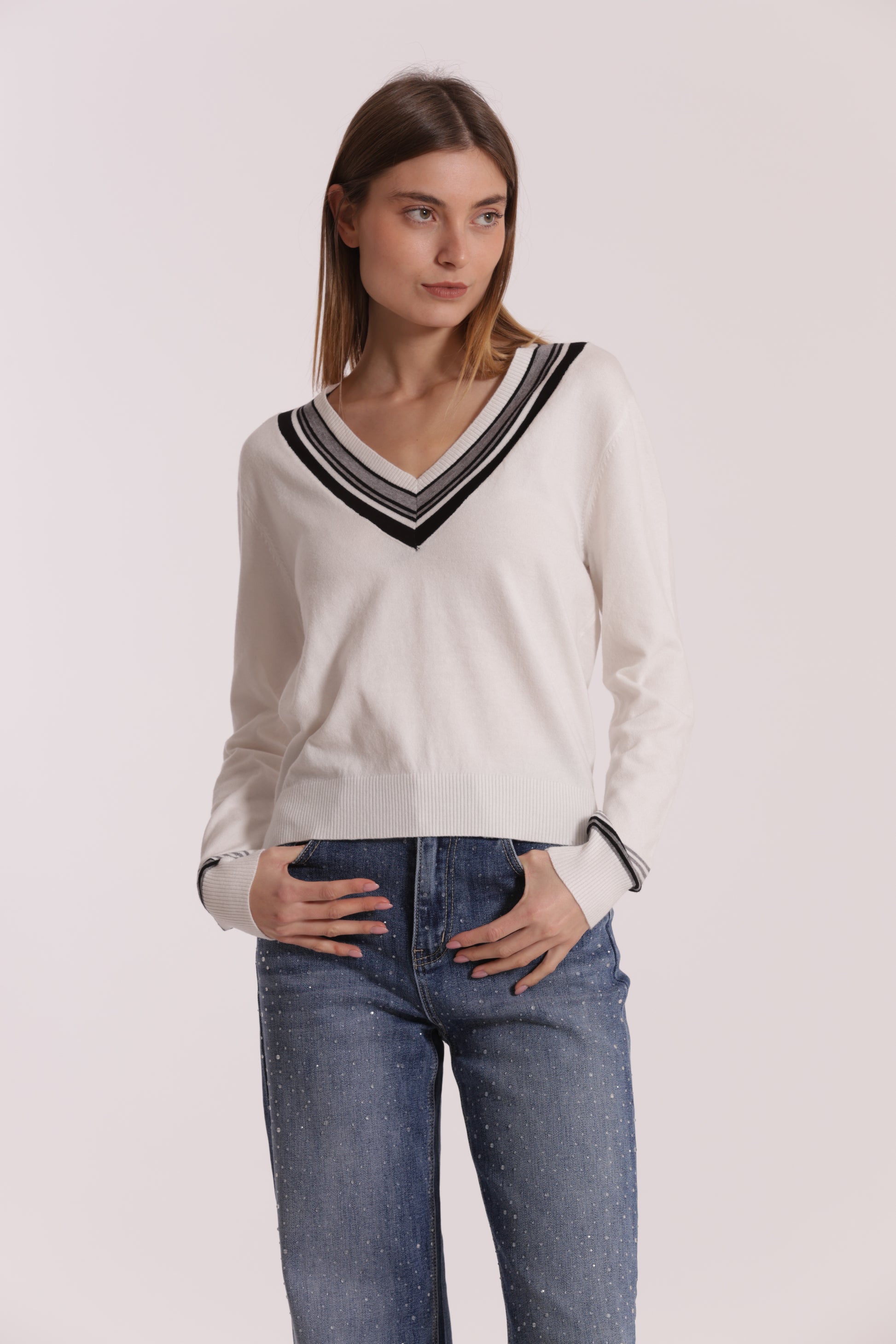 MAGLIA TRICOLOR CON DETTAGLIO RIGHE