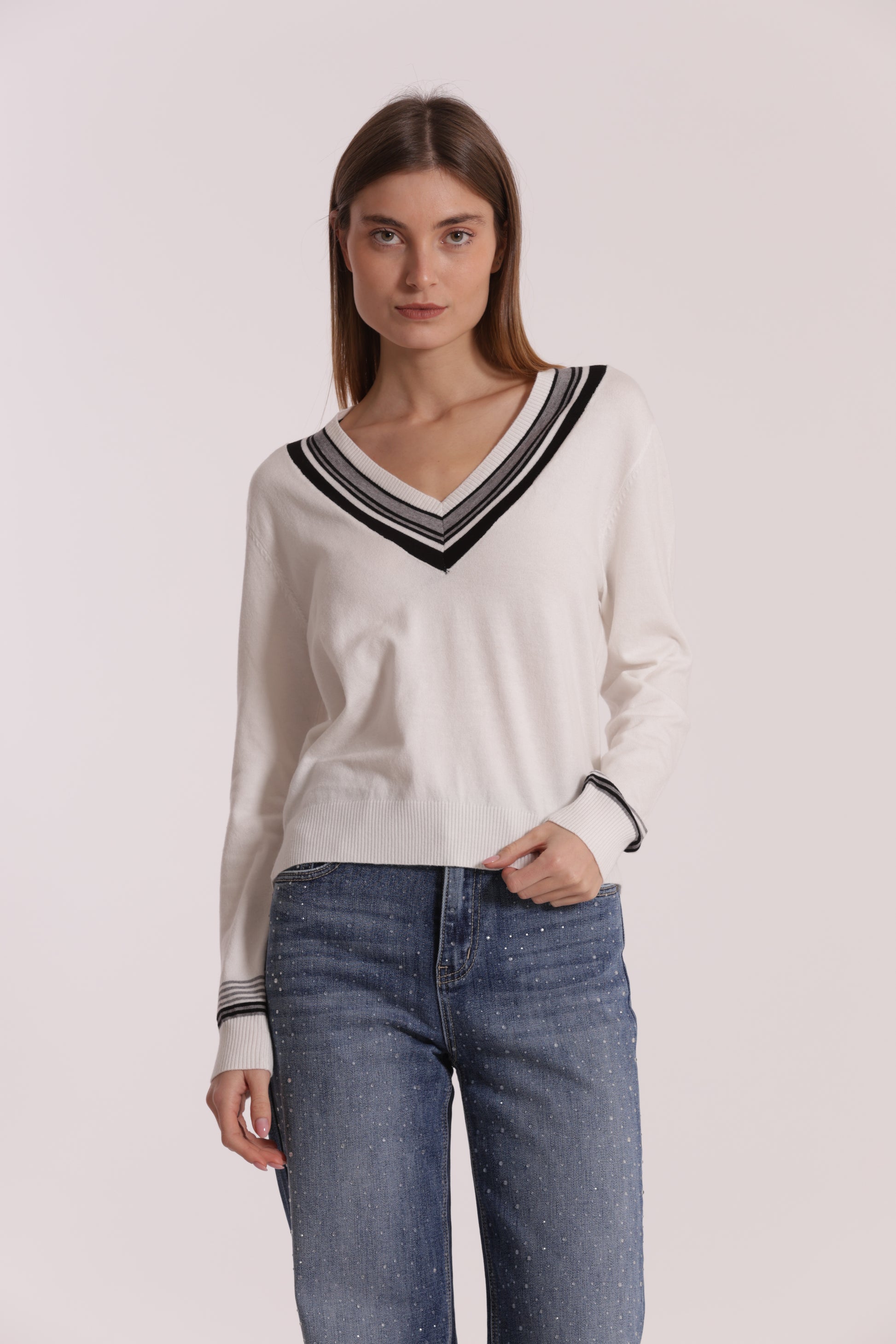 MAGLIA TRICOLOR CON DETTAGLIO RIGHE