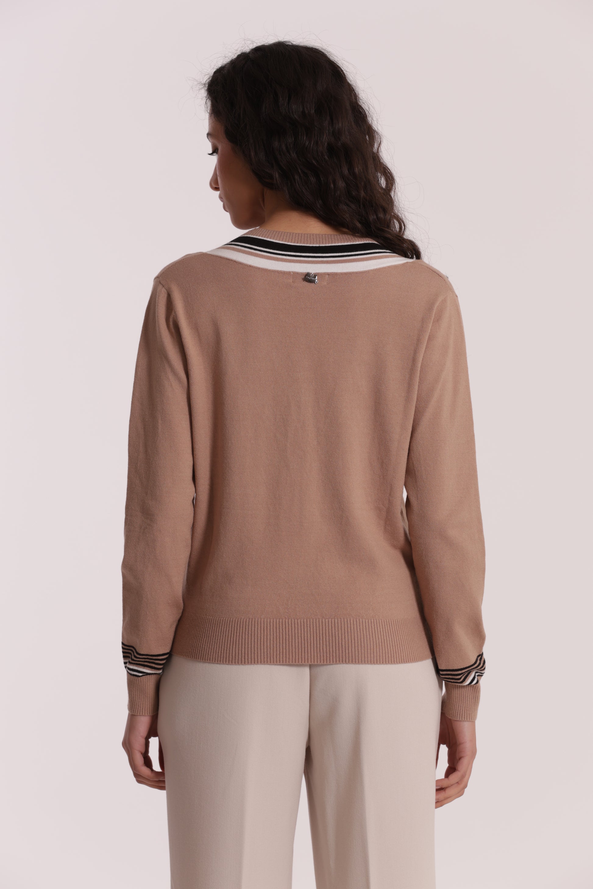 MAGLIA TRICOLOR CON DETTAGLIO RIGHE