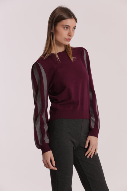 MAGLIA CON MANICHE A RIGHE