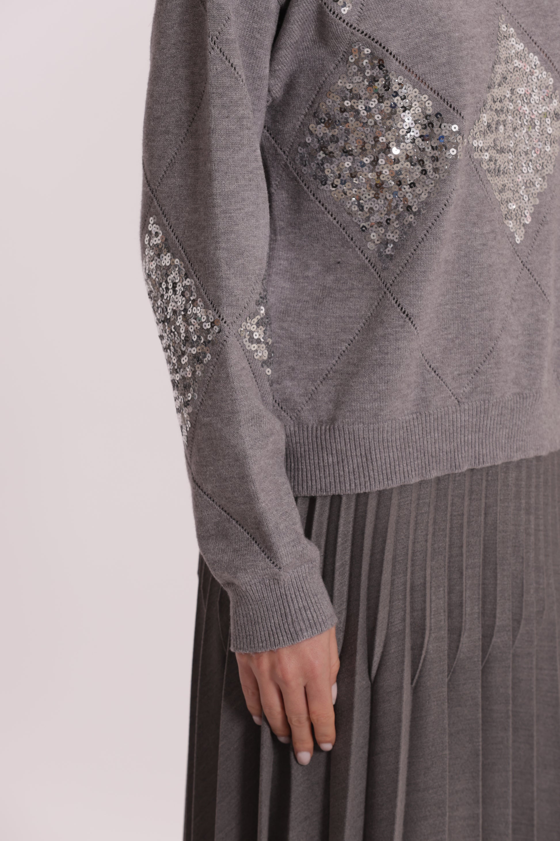 MAGLIA CON ROMBI E PAILLETES