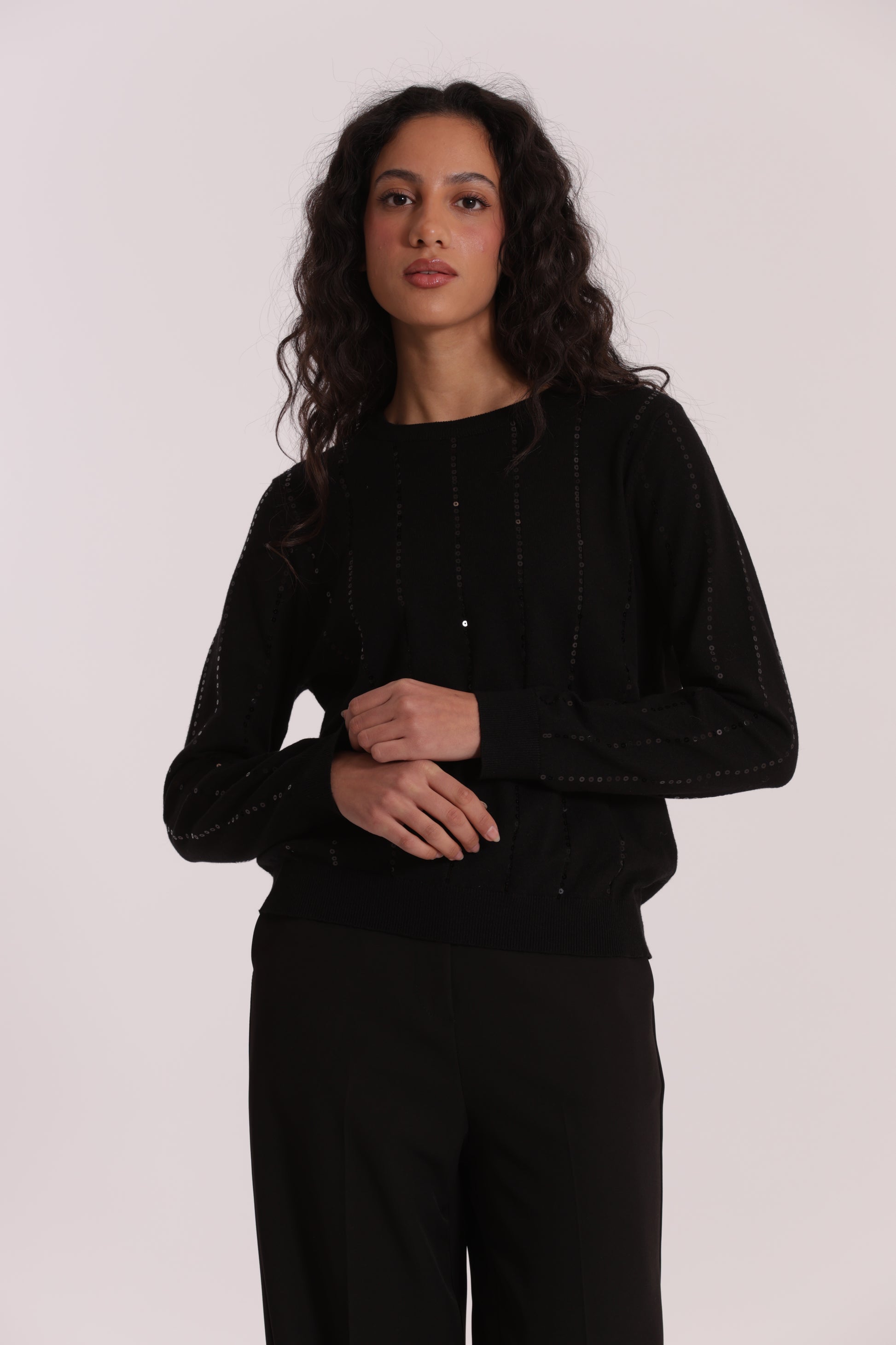 MAGLIA SCOLLO TONDO CON PAILLETES