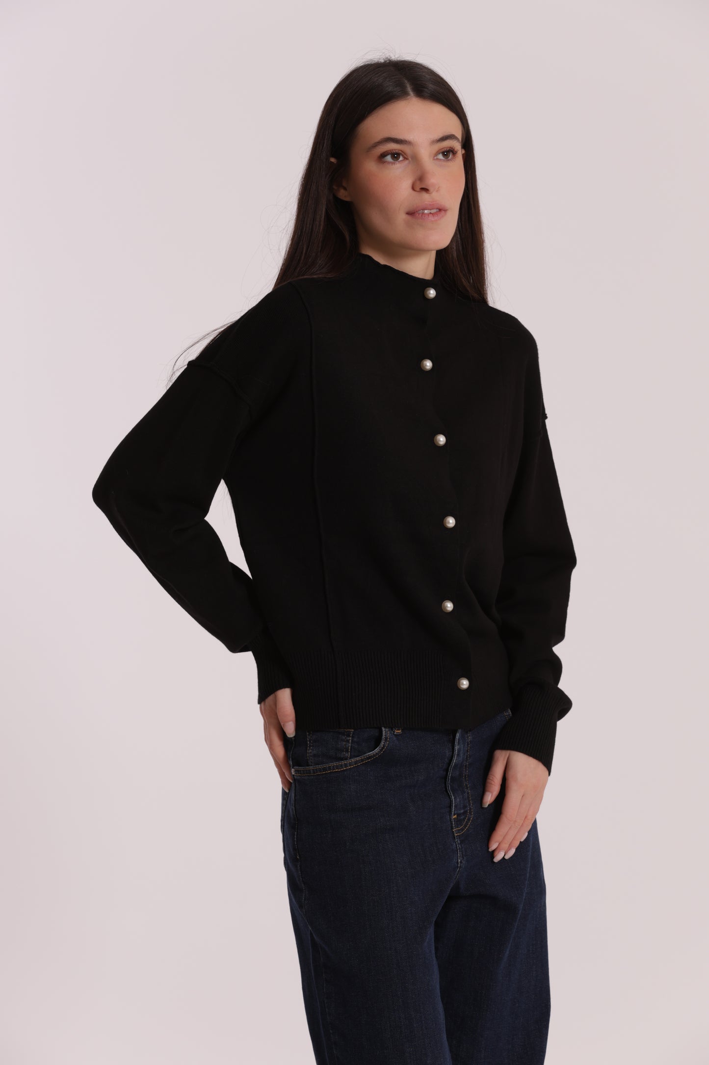 MAGLIA CARDIGAN CON BOTTONI PERLE