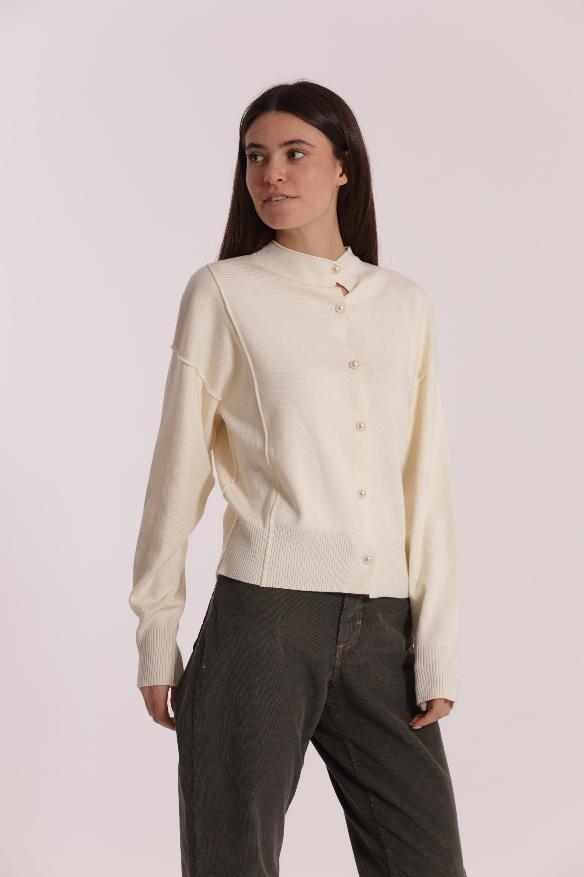 MAGLIA CARDIGAN CON BOTTONI PERLE
