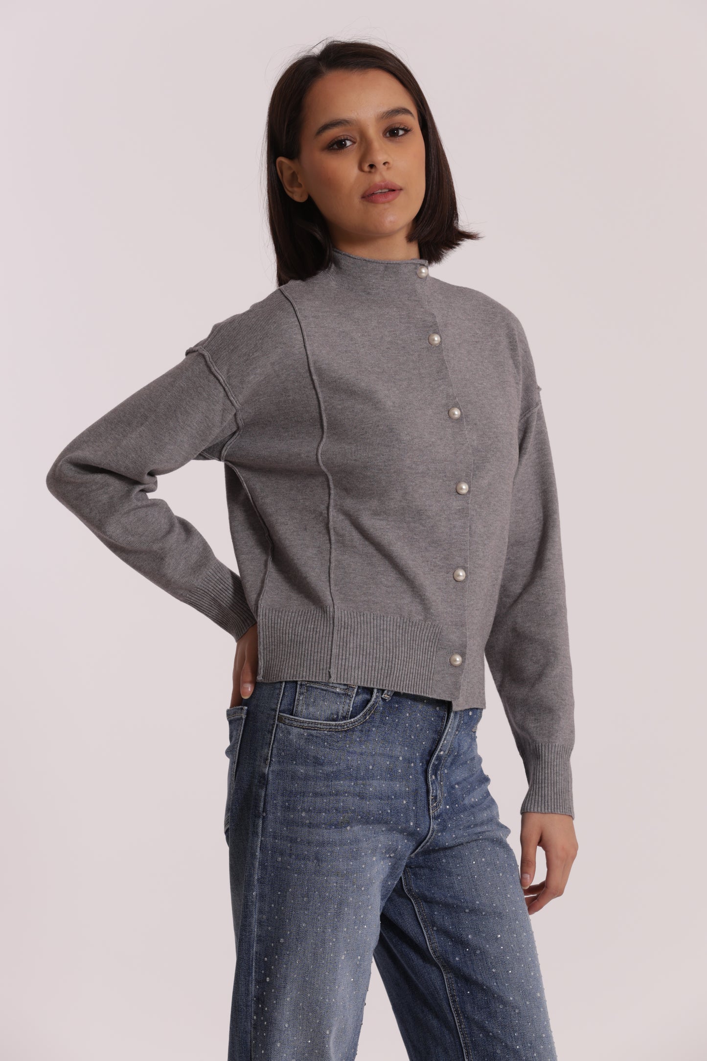 MAGLIA CARDIGAN CON BOTTONI PERLE