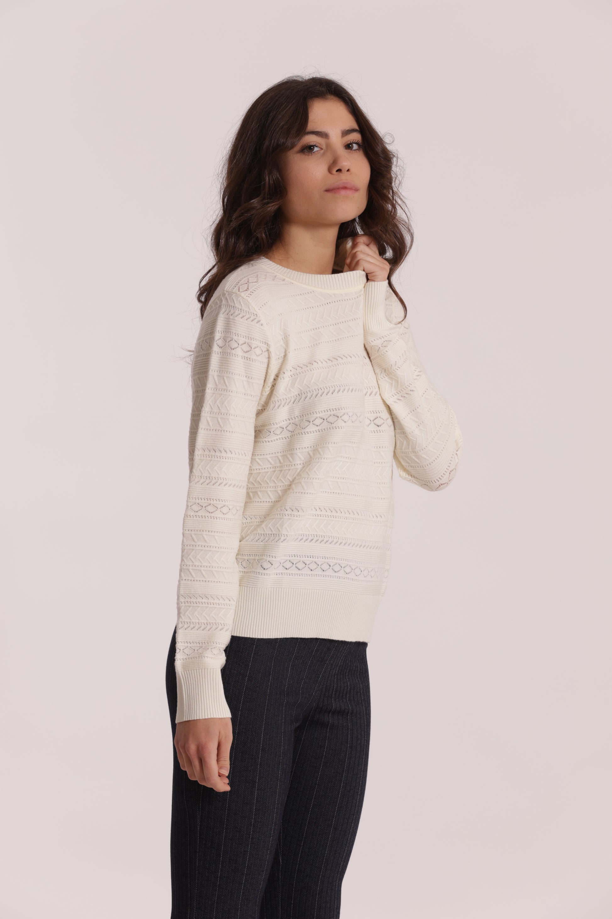 MAGLIA SCOLLO TONDO TRAFORATO