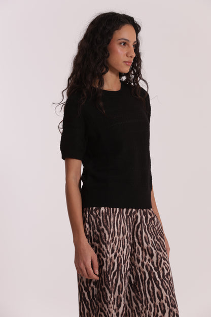 MAGLIA MANICHE CORTE TRAFORATO