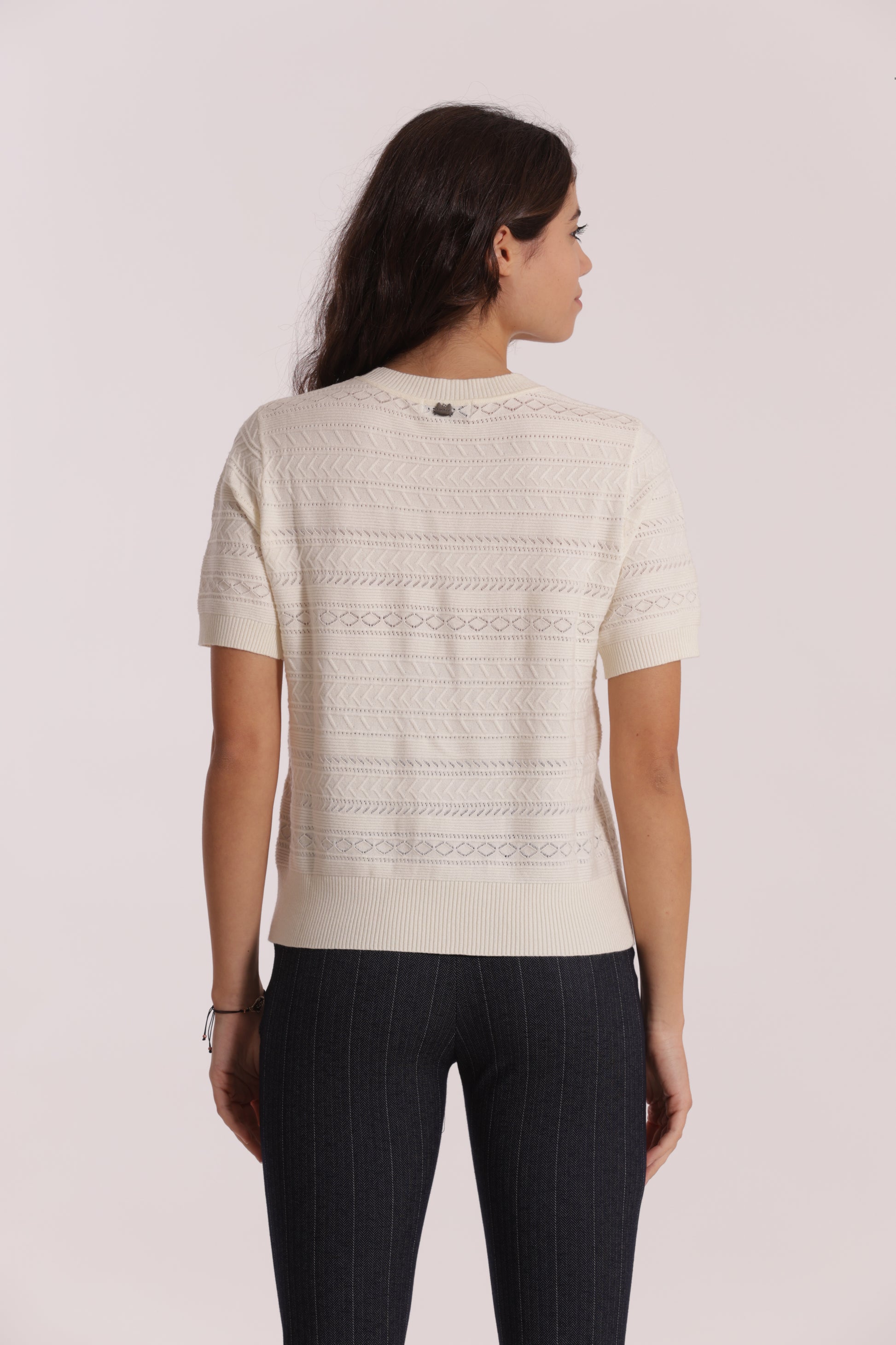 MAGLIA MANICHE CORTE TRAFORATO