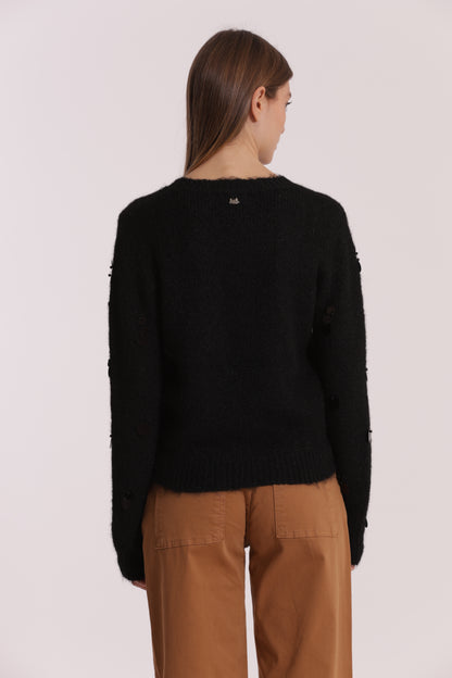 MAGLIA CON PAILLETTES SU MANICHE