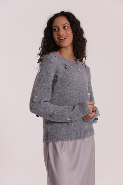MAGLIA CON PAILLETTES SU MANICHE