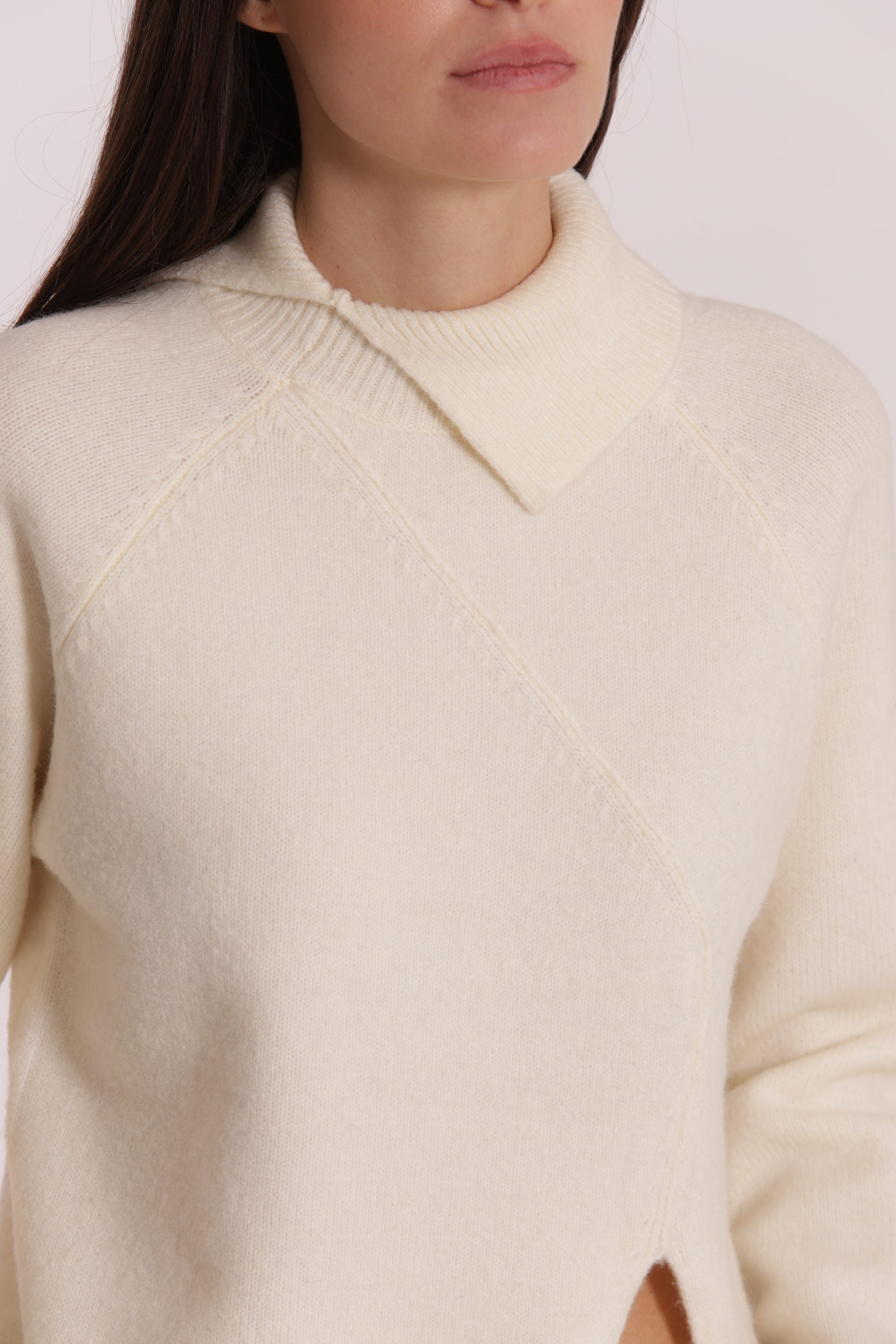 MAGLIA DOLCEVITA CON COLLO PIEGATO