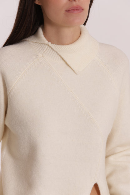 MAGLIA DOLCEVITA CON COLLO PIEGATO