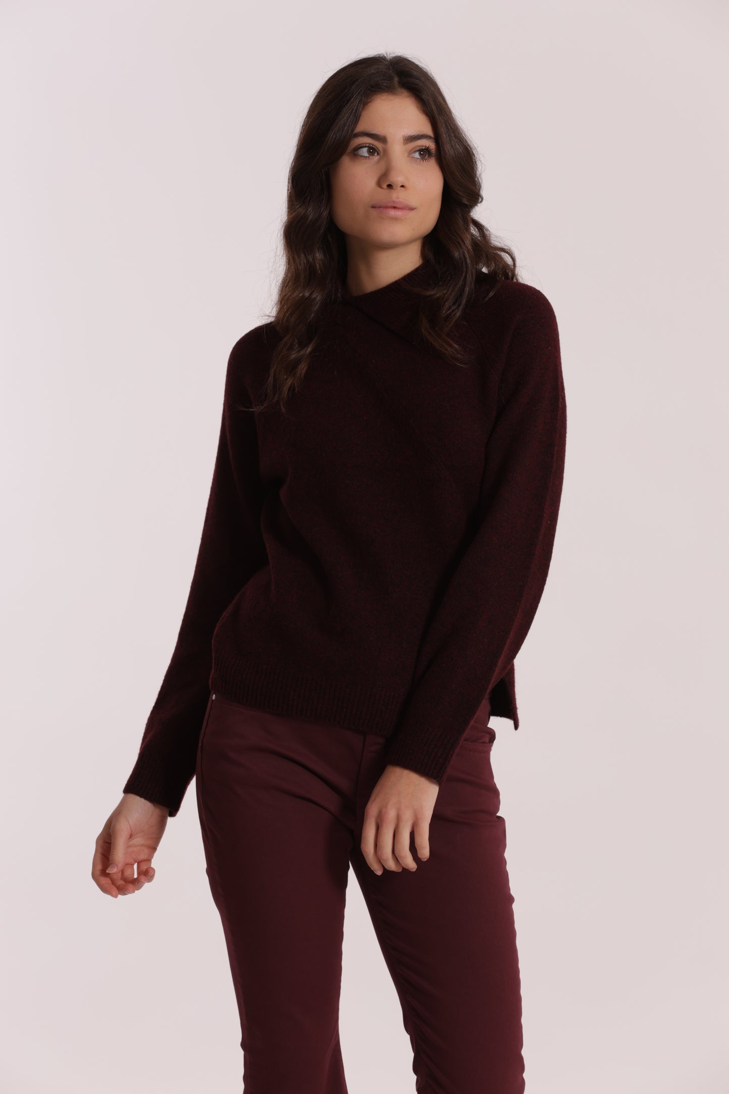 MAGLIA DOLCEVITA CON COLLO PIEGATO