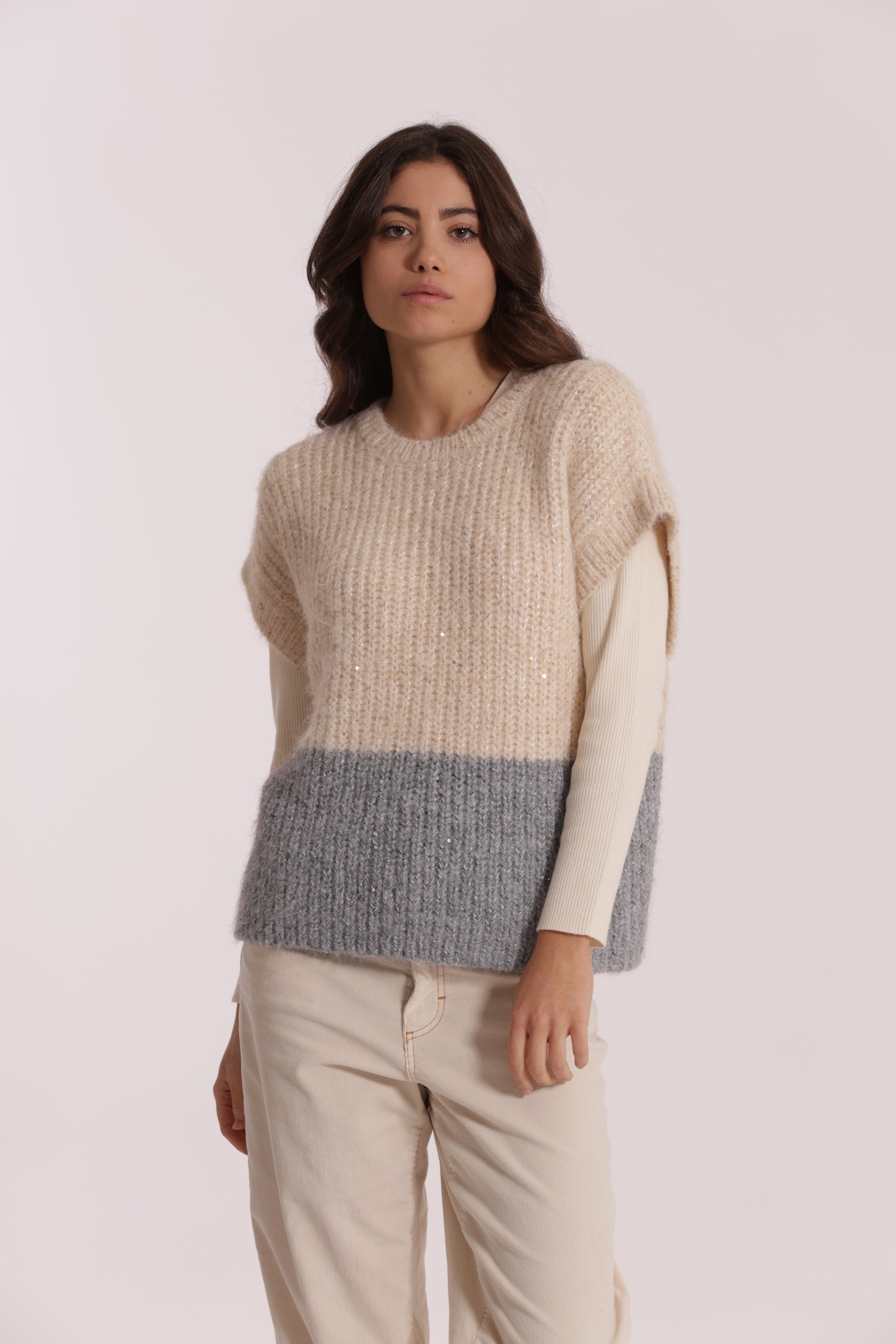 MAGLIA OVER MANICHE CORTE BICOLOR
