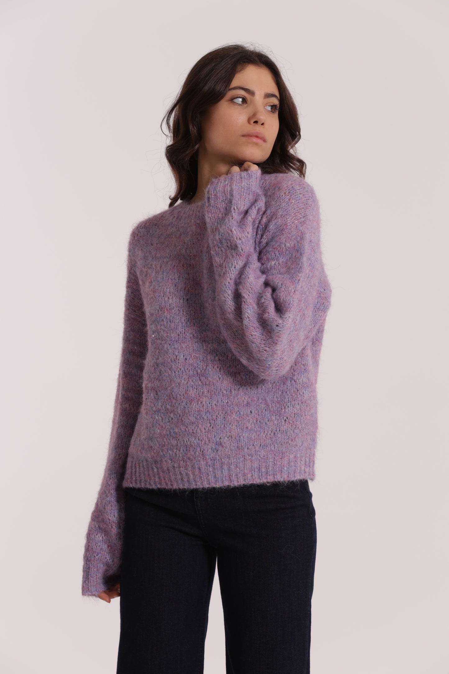 MAGLIA SCOLLO TONDO CON PAILLETTES