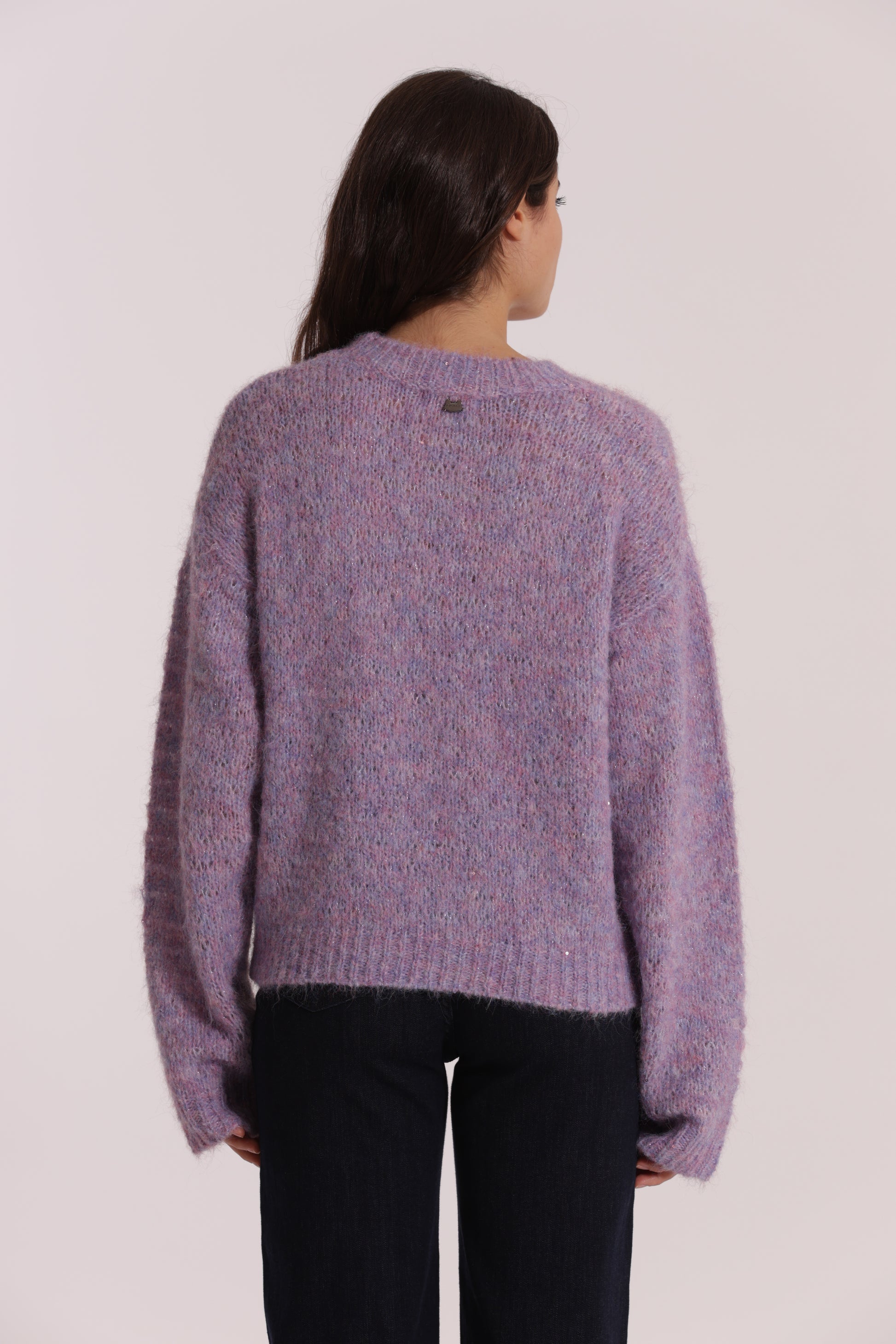 MAGLIA SCOLLO TONDO CON PAILLETTES