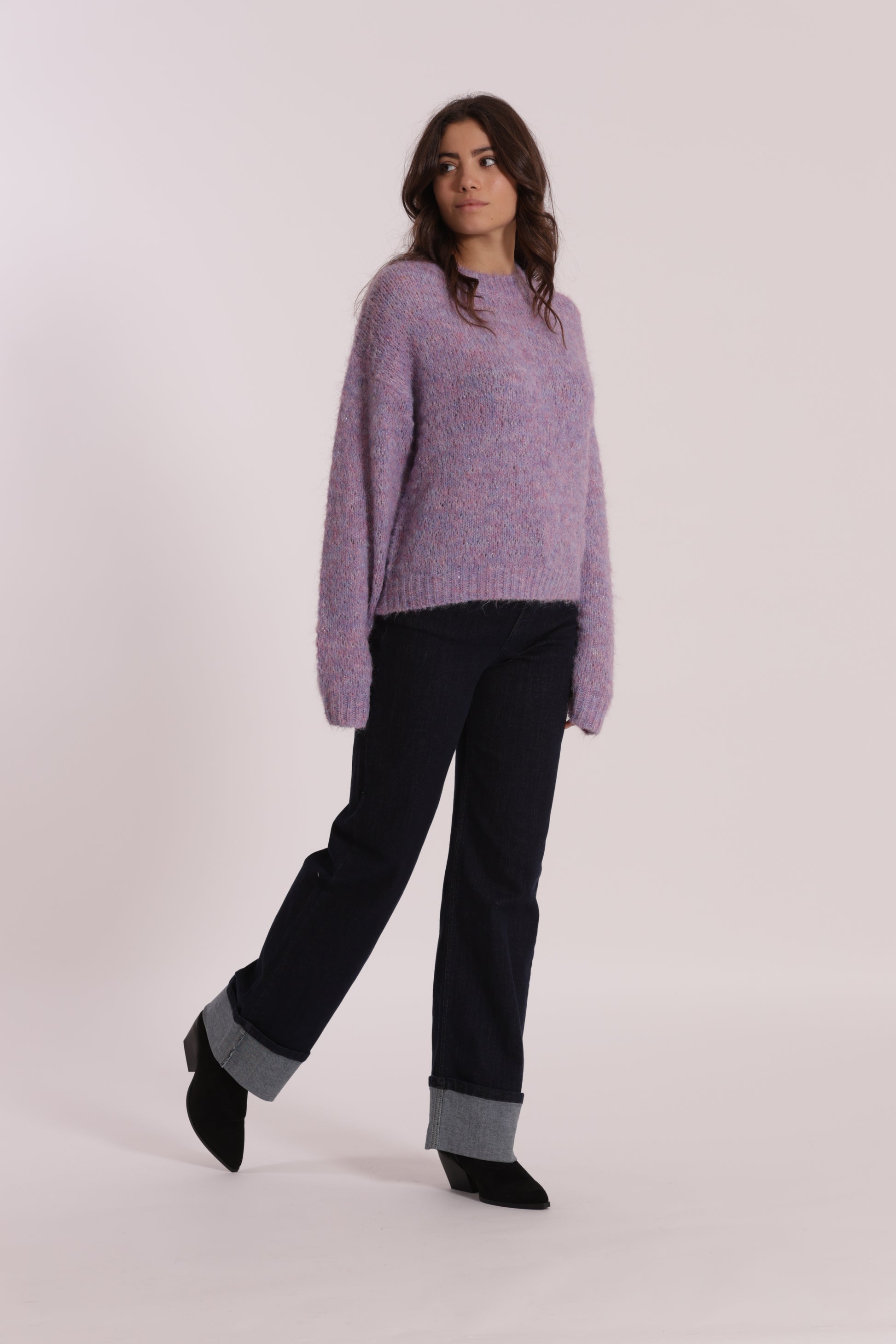 MAGLIA SCOLLO TONDO CON PAILLETTES