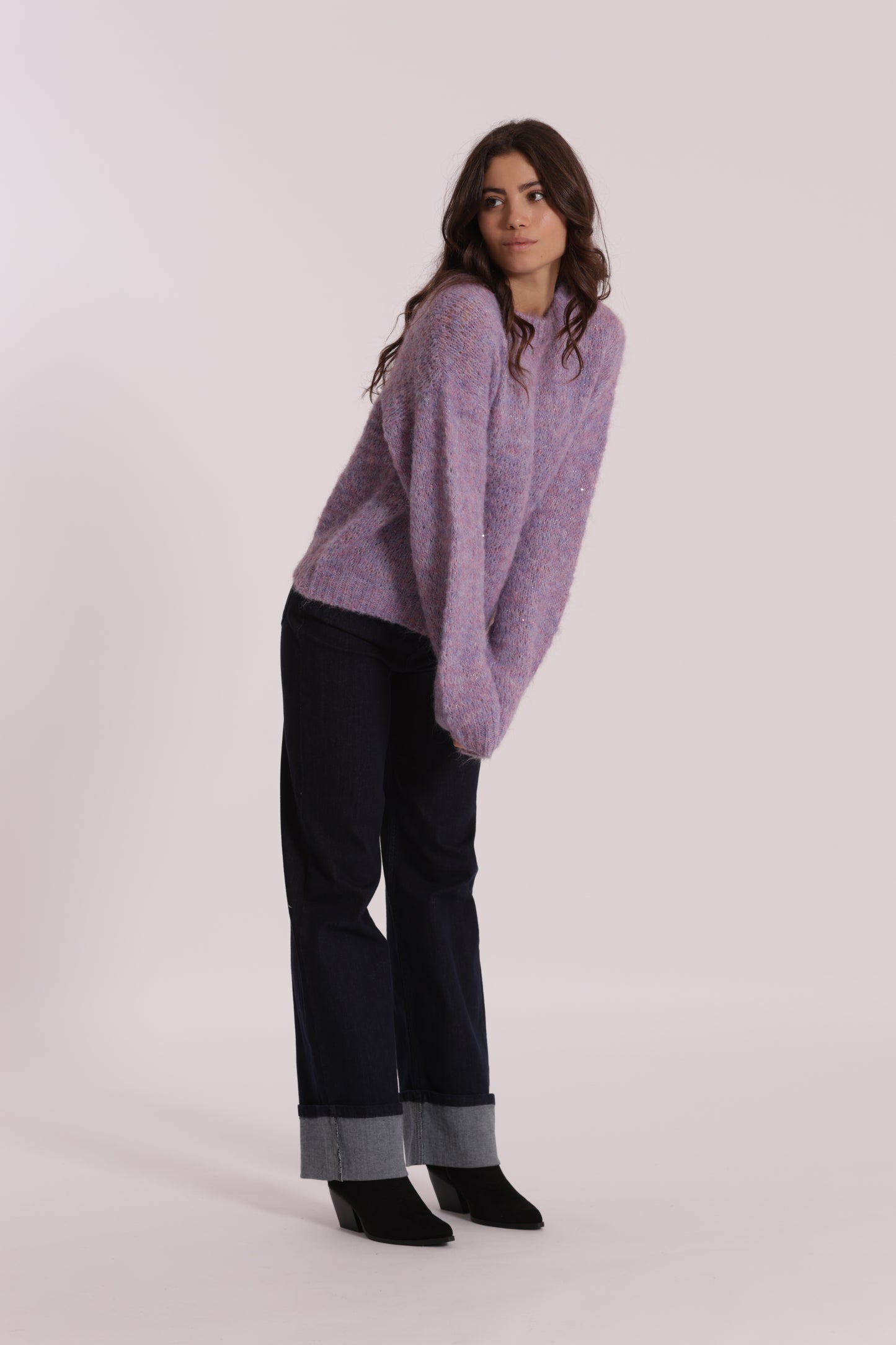 MAGLIA SCOLLO TONDO CON PAILLETTES
