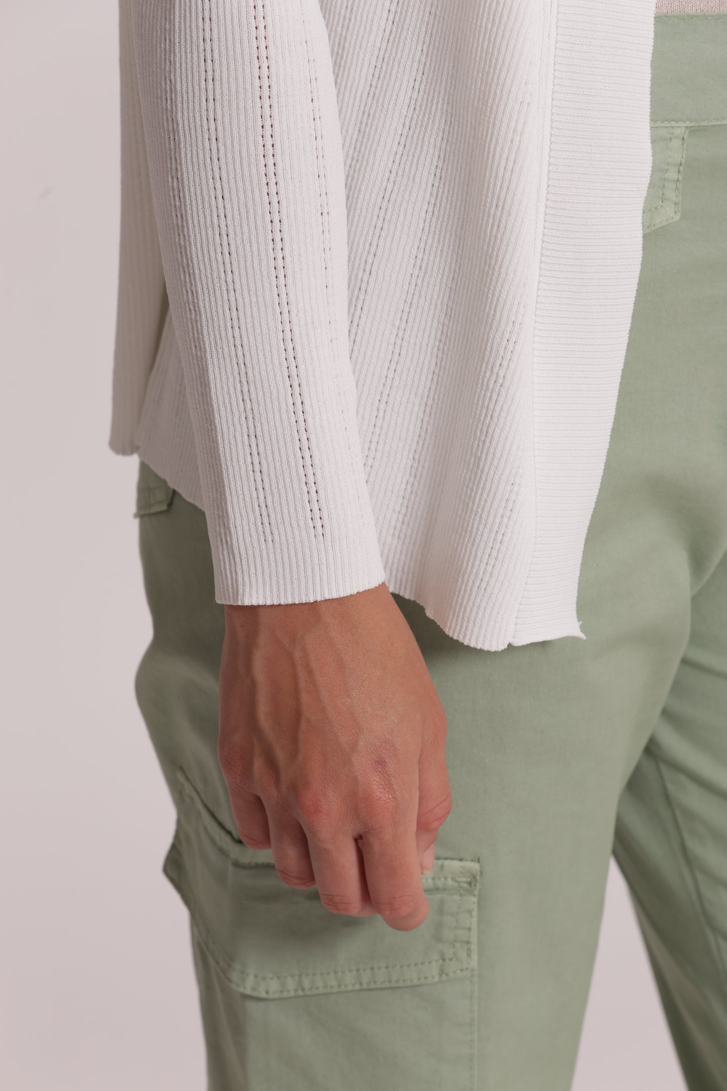 CARDIGAN IN MAGLIA APERTO TRAFORATO