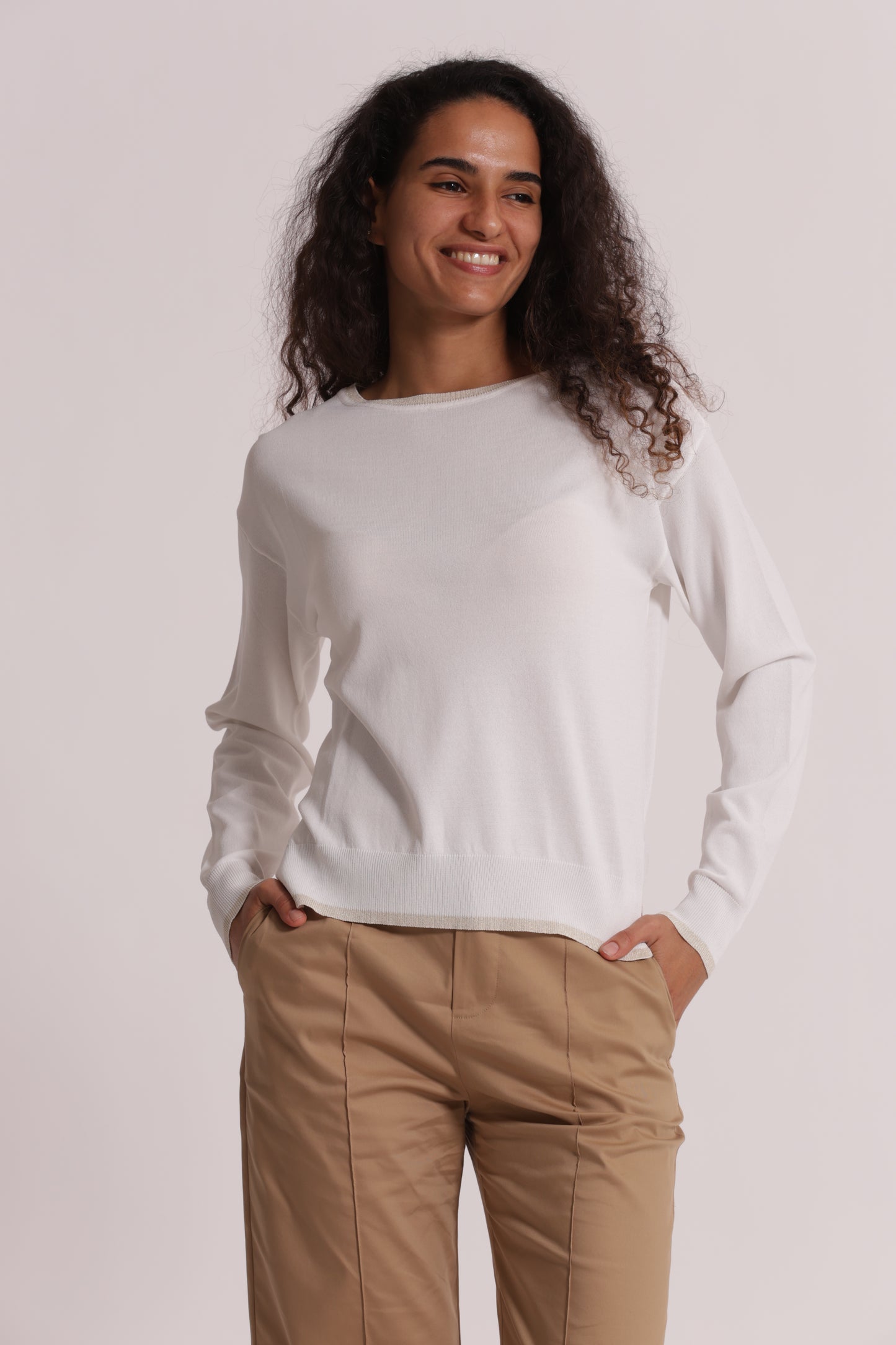 MAGLIA A MANICHE LUNGHE CON DETTAGLI LUREX