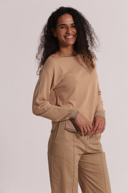 MAGLIA A MANICHE LUNGHE CON DETTAGLI LUREX
