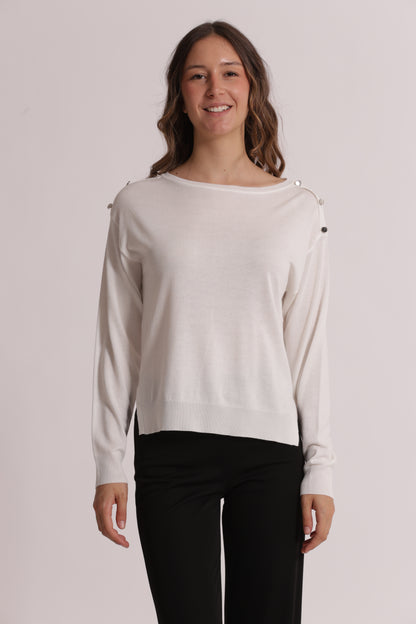 MAGLIA A MANICHE LUNGHE CON BOTTONI SU SPALLA