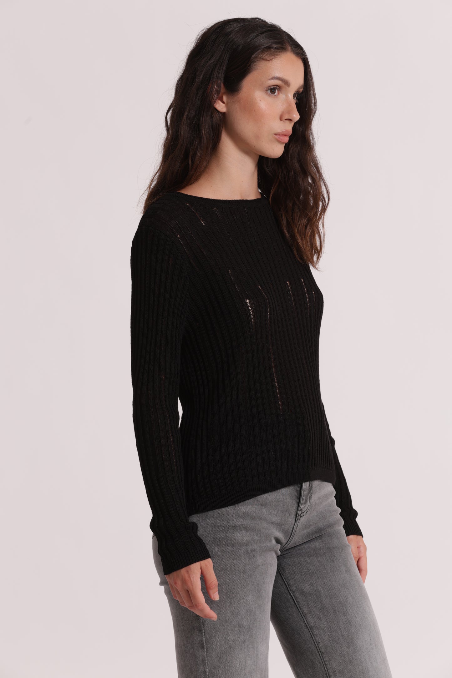 MAGLIA CON DETTAGLI SMAGLIATI
