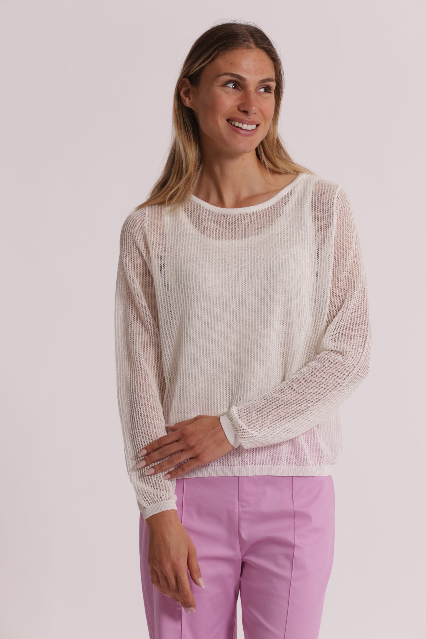 MAGLIA TRAFORATA A MANICHE LUNGHE