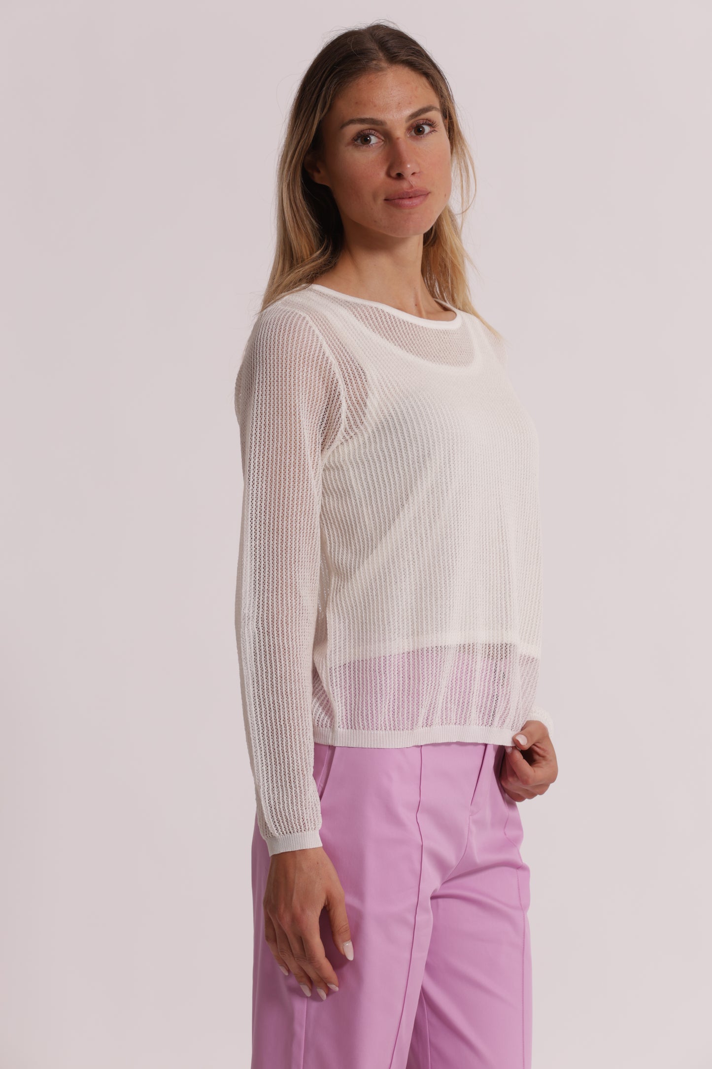 MAGLIA TRAFORATA A MANICHE LUNGHE