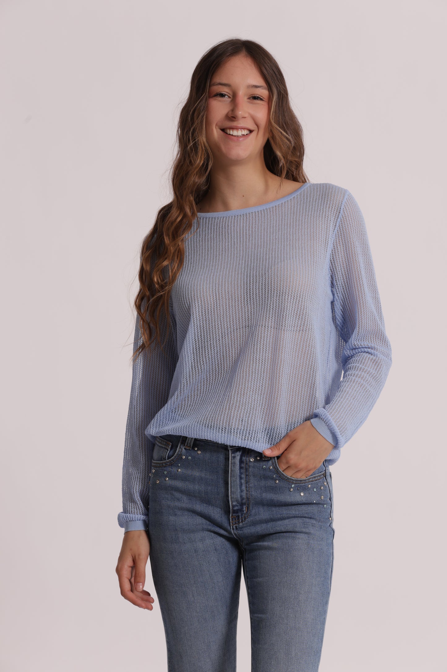 MAGLIA TRAFORATA A MANICHE LUNGHE