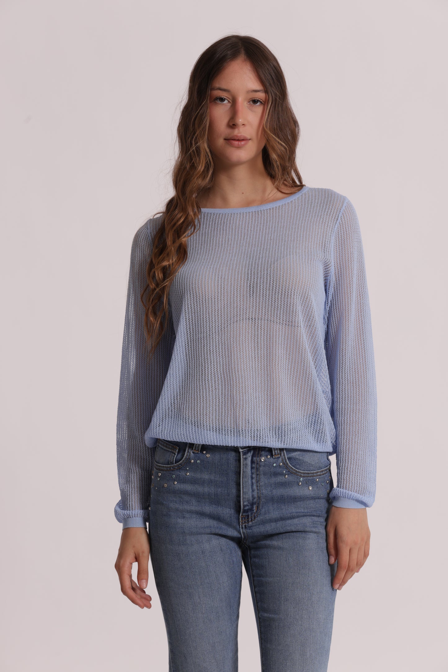 MAGLIA TRAFORATA A MANICHE LUNGHE