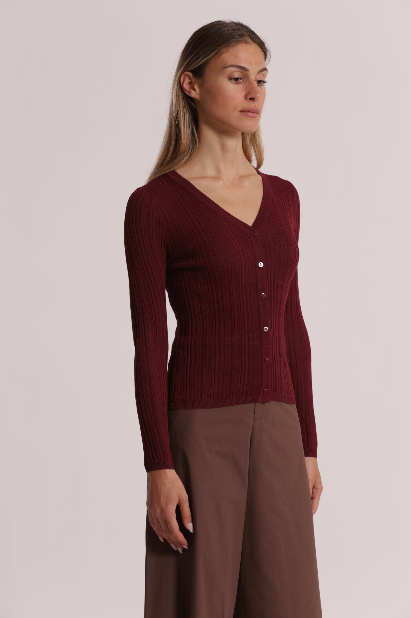 CARDIGAN A COSTINE IN MAGLIA CON BOTTONI