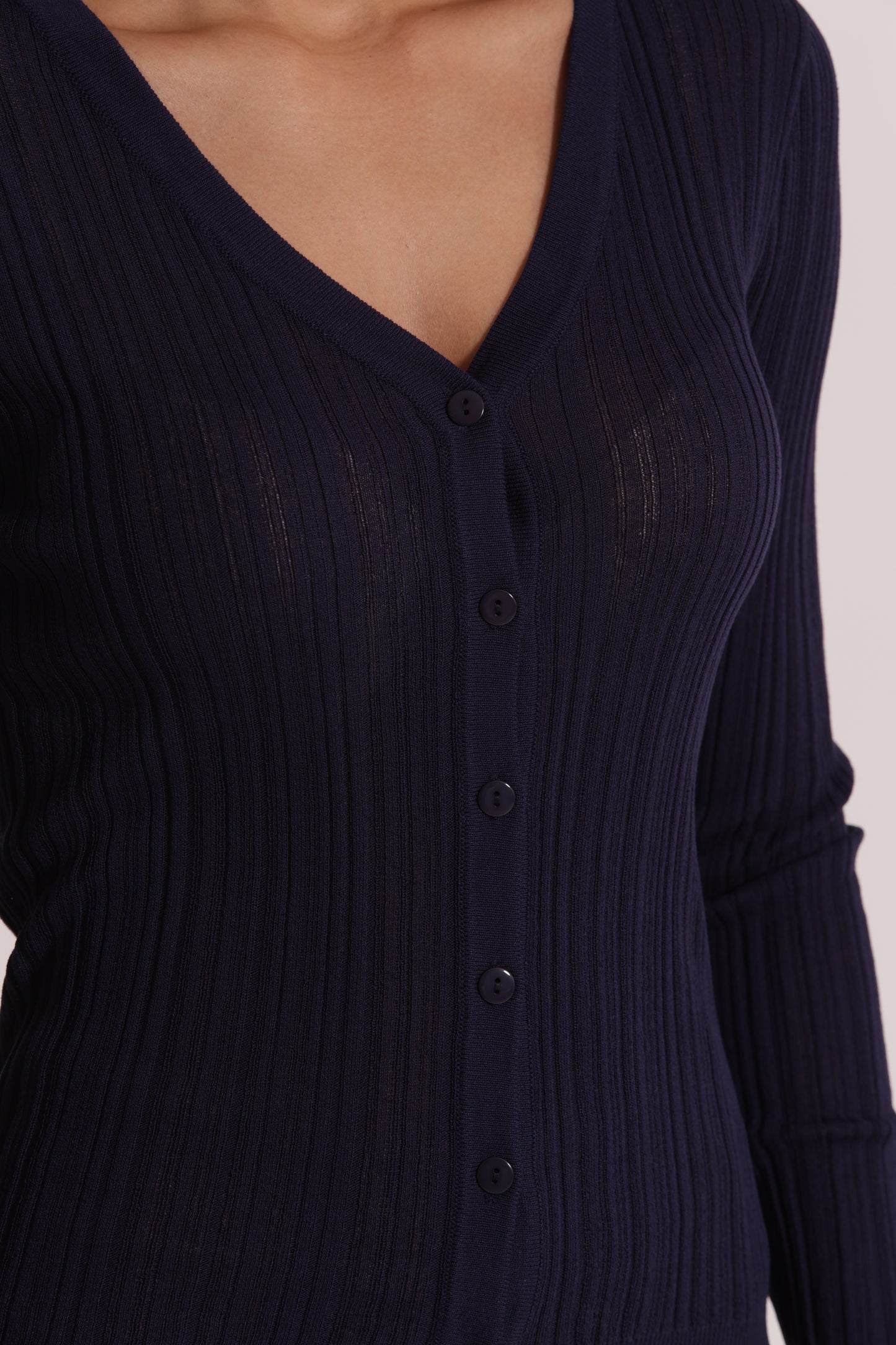CARDIGAN A COSTINE IN MAGLIA CON BOTTONI