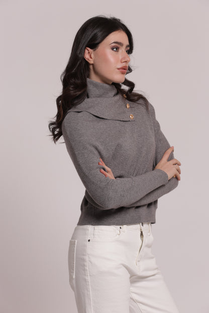 MAGLIA COLLO ALTO CON BOTTONI