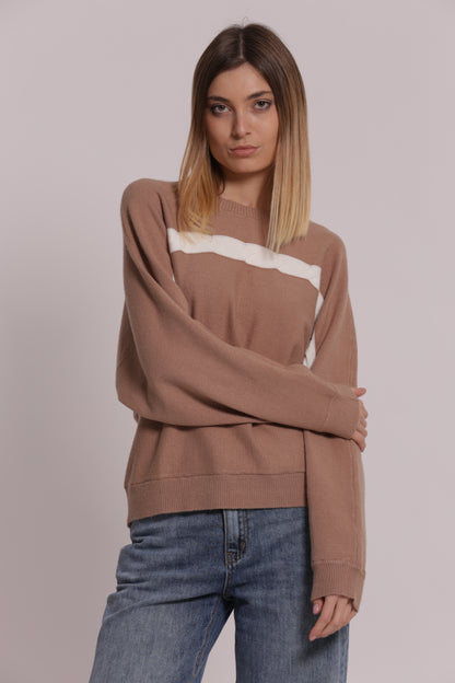 MAGLIA SCOLLO TONDO CON DETTAGLIO TRECCIA