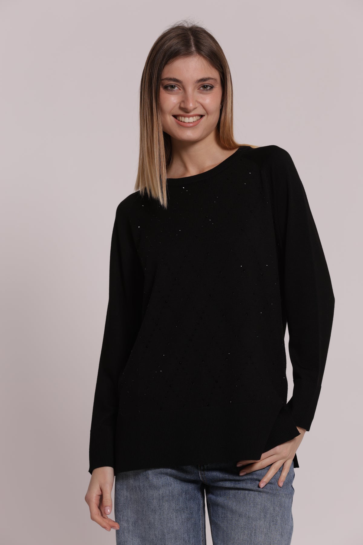 MAGLIA CON STRASS E COLLO REMOVIBILE