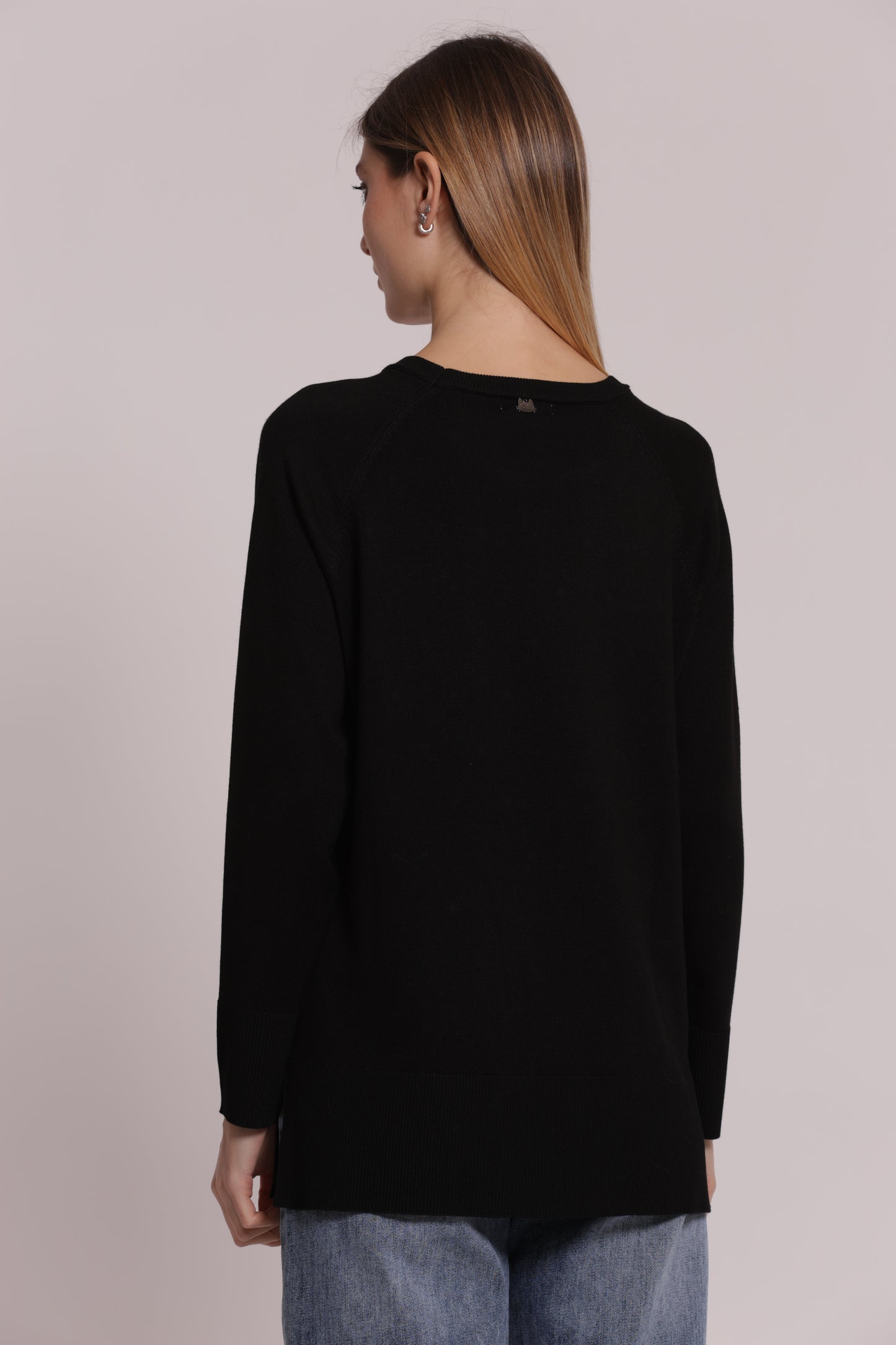 MAGLIA CON STRASS E COLLO REMOVIBILE