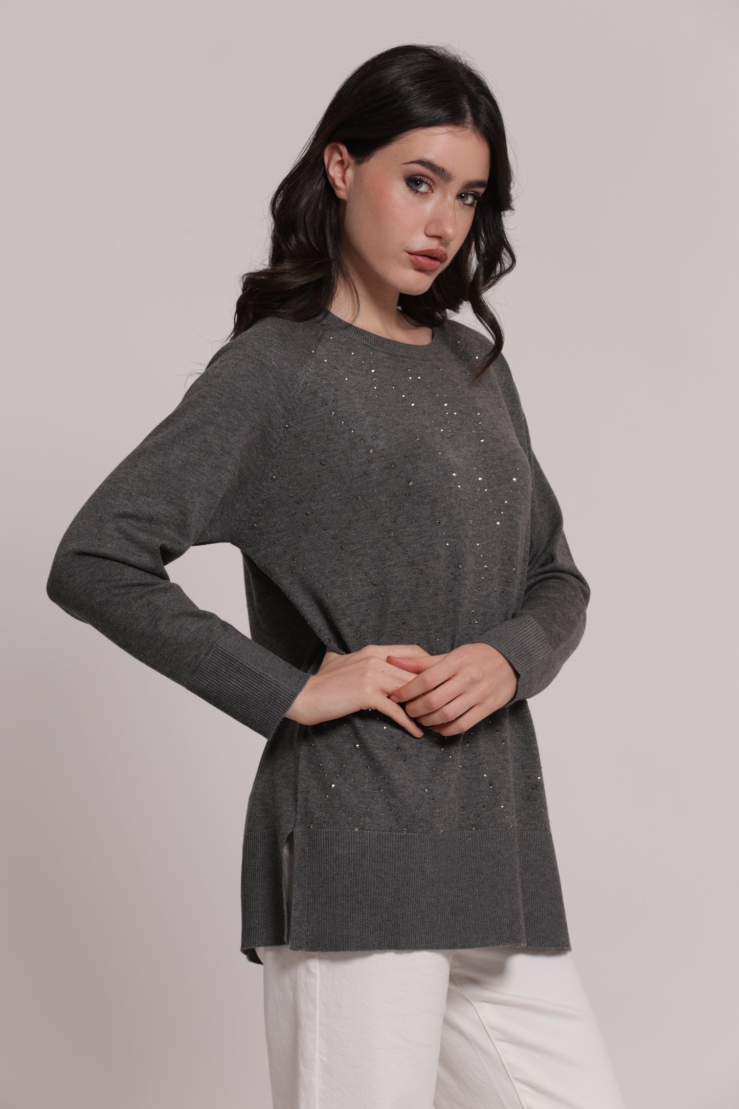 MAGLIA CON STRASS E COLLO REMOVIBILE