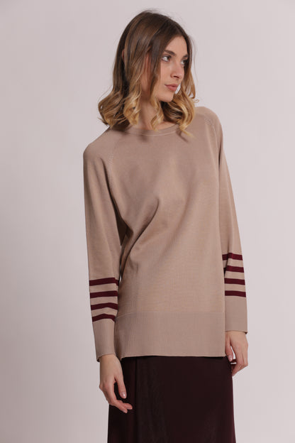 MAGLIA CON CON RIGHE E COLLO REMOVIBILE