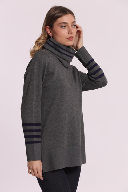 MAGLIA CON CON RIGHE E COLLO REMOVIBILE