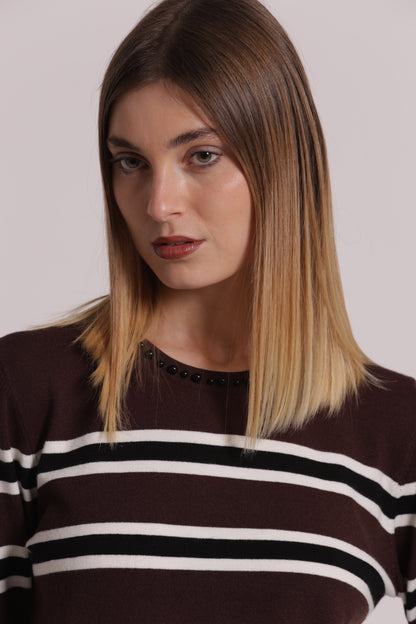 MAGLIA A RIGHE CON DETTAGLIO PERLE