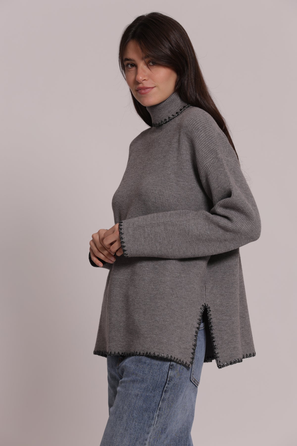 MAGLIA COLLO ALTO CON DETTAGLIO LUREX
