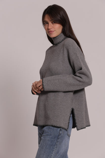 MAGLIA COLLO ALTO CON DETTAGLIO LUREX